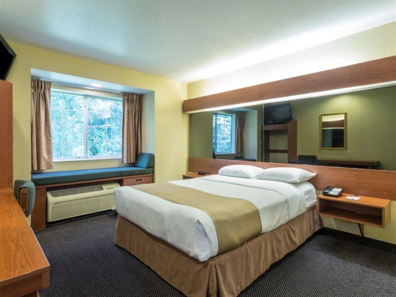 Microtel Inn And Suites Окала Екстериор снимка