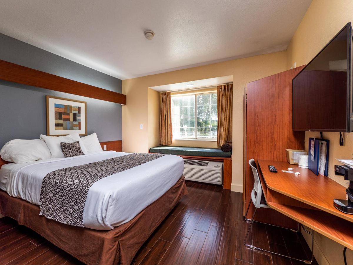 Microtel Inn And Suites Окала Екстериор снимка