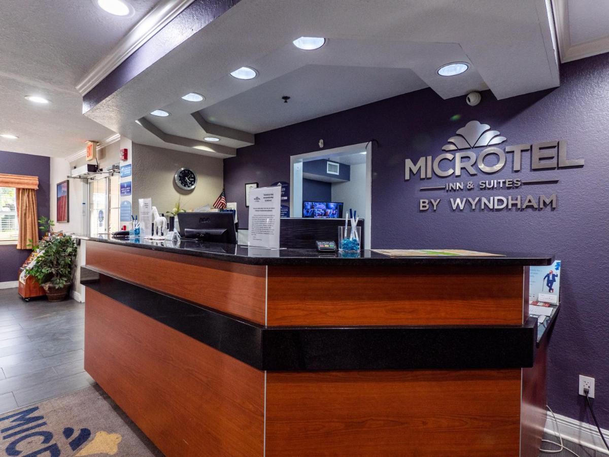 Microtel Inn And Suites Окала Екстериор снимка