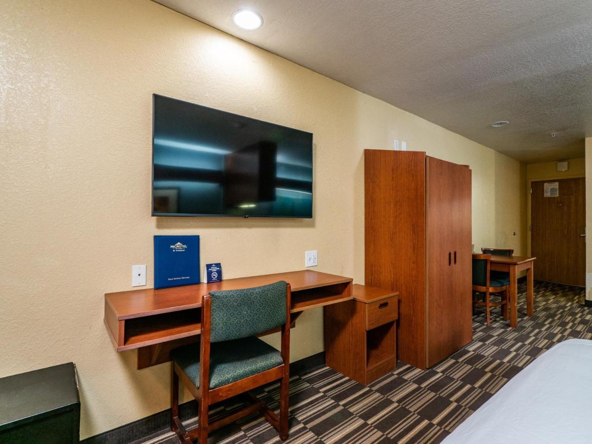 Microtel Inn And Suites Окала Екстериор снимка